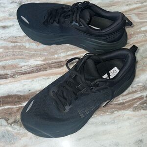 Men’s Hoka bondi 10 WIDE NWOT